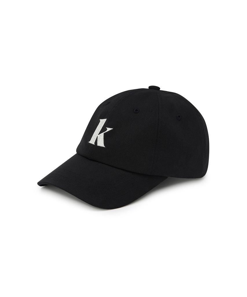 Kompaegteulekodeuba K Logo Curved Cap - Black