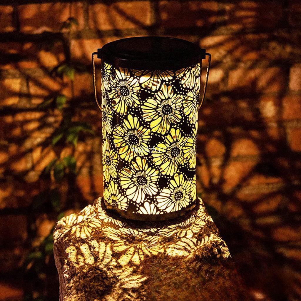 Lanterna Solar de Ferro Forjado para Exterior: Projetor de Sombras à Prova d'Água e Decoração de Luz de Jardim