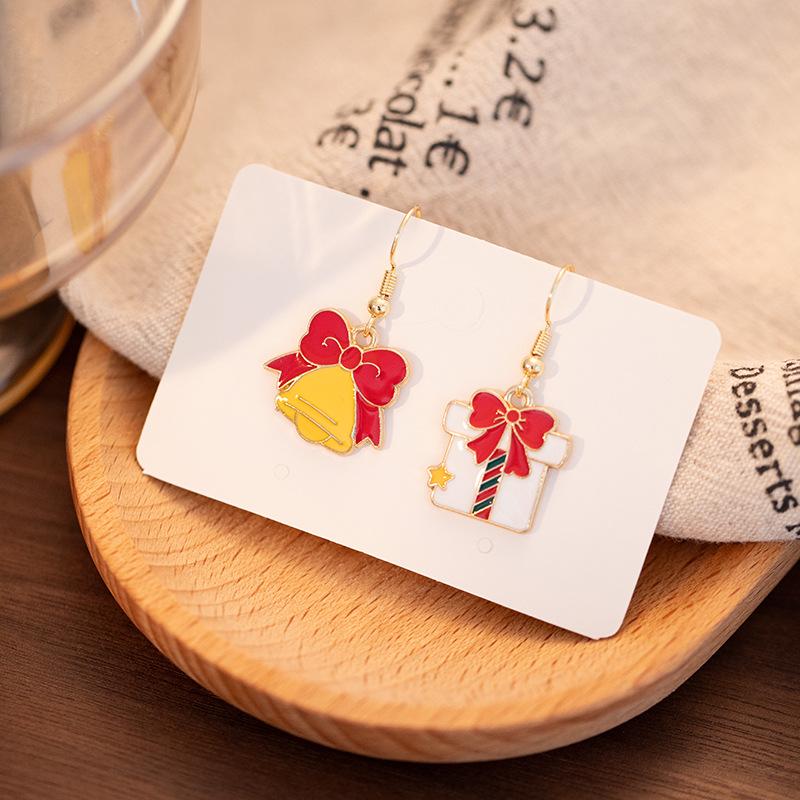 Santa Claus & Gingerbread Man Christmas Hat Earrings – European & American Style Festive Fashion for Women