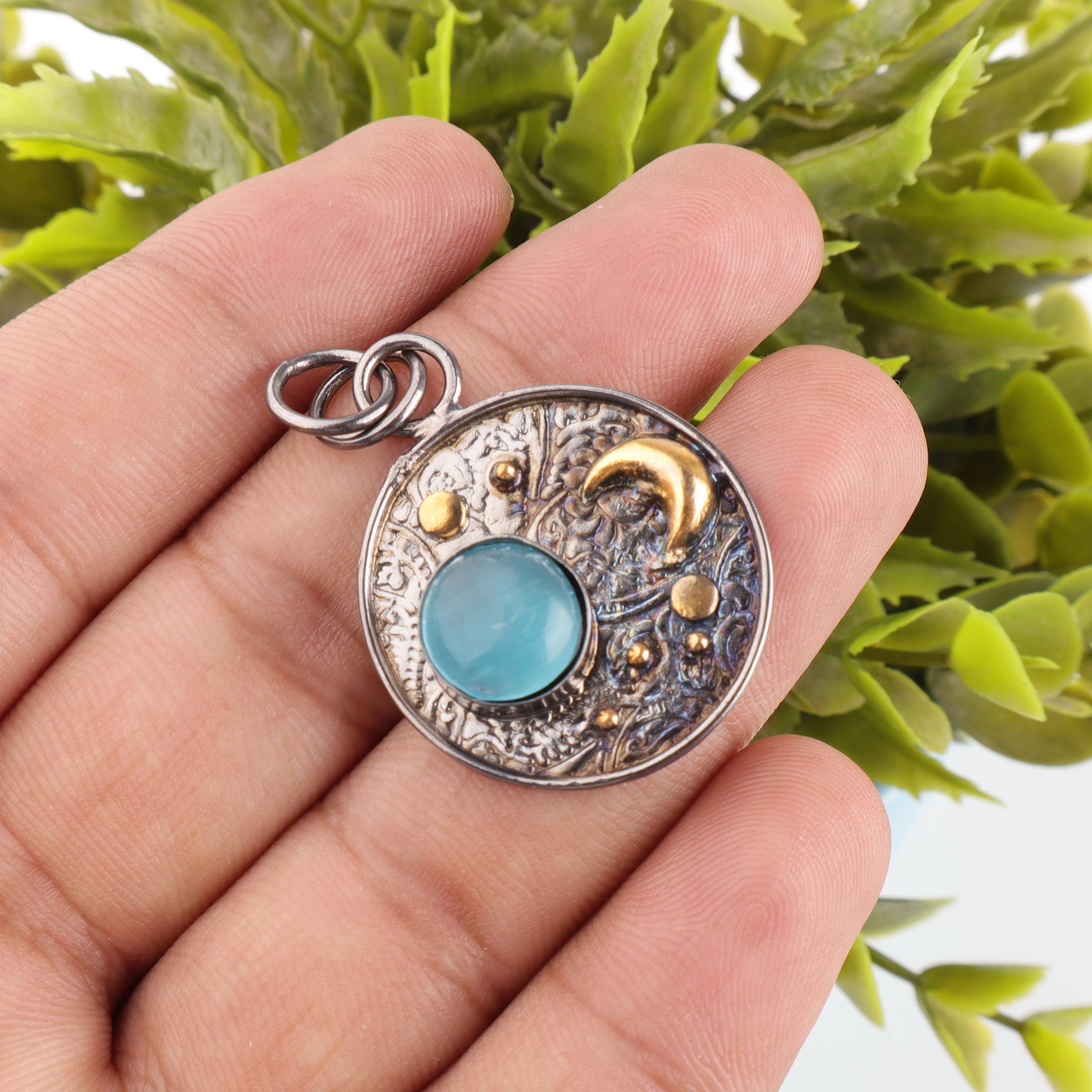 

Подвеска из цельного стерлингового серебра 925 пробы «Кошачий глаз», Ювелирное изделие с подвеской из драгоценного камня ручной работы, Привлекательная серебряная подвеска «Кошачий глаз», Ювелирный подарок для женщин 1.30 Inches синий