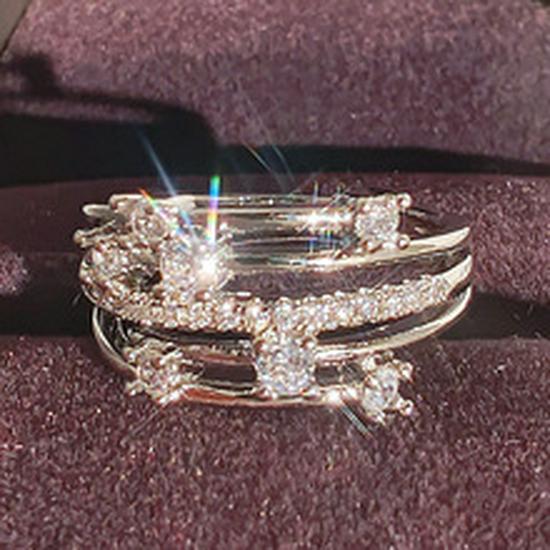 Exquisite Women's Copper-Plated White Gold Openwork Ring