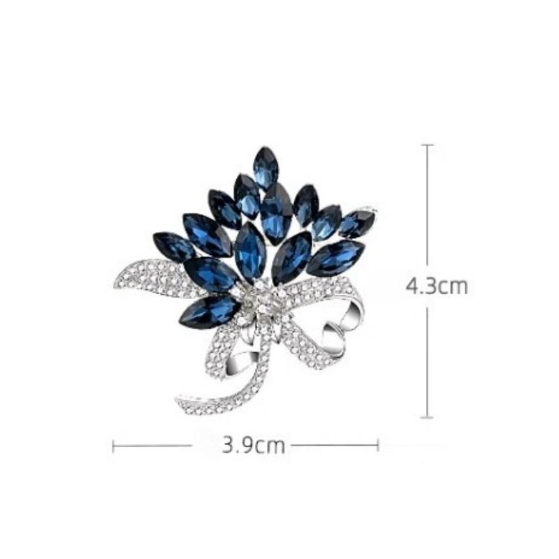 Women's Elegant Vintage Brooch Chic Floral Design for Parties and Special Occasions