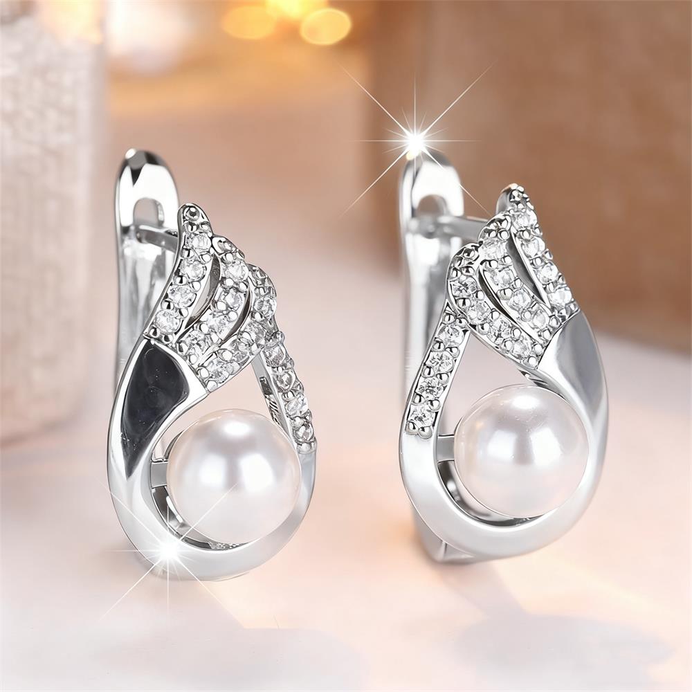 White Zircon Simulated Pearl Cute Angel Wings Hoop Earrings For Women Vintage Gold Silver Color Ear Buckle Wedding Jewelry Gifts