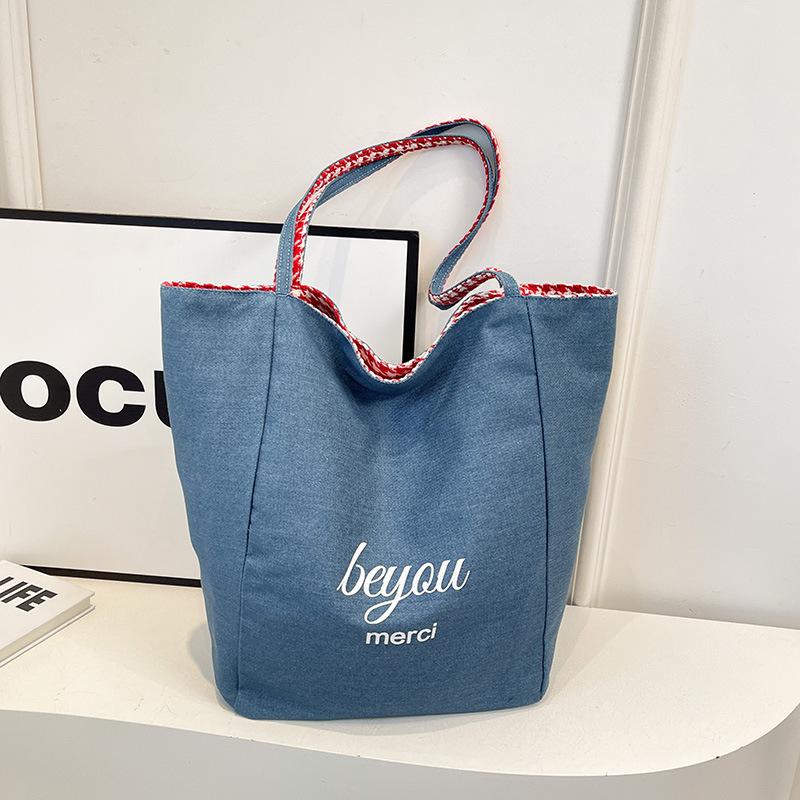 

Полосатая джинсовая двусторонняя сумка через плечо большой вместимости повседневная сумка-тоут женская ins корейская новая повседневная сумка через плечо синий