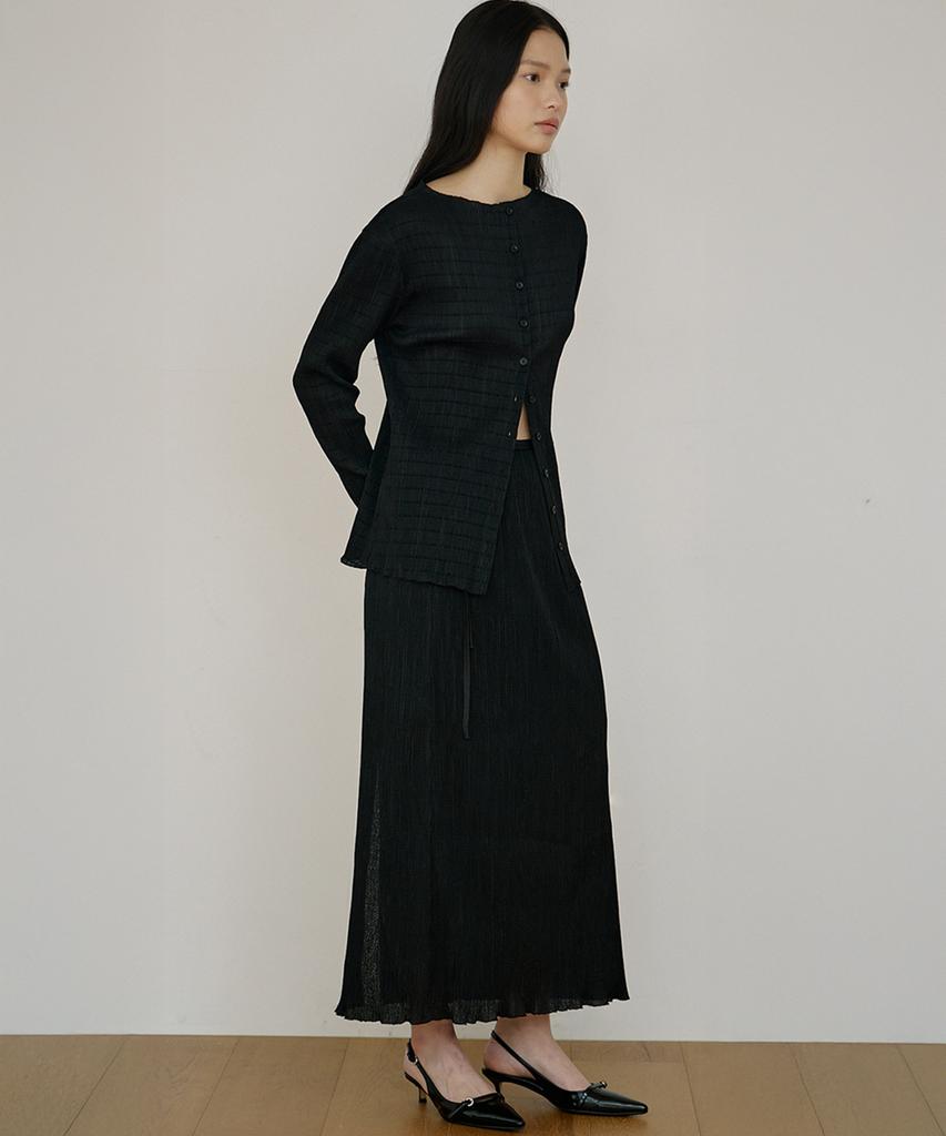 Oeoseoul Pleated Maxi Skirt [Black]