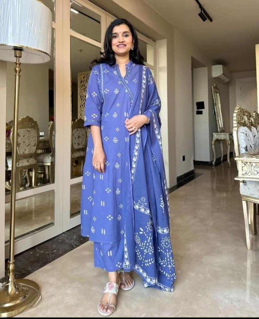 Indian Pakistani Anarkali Kurta Pant Dupatta Set Women Party Wear Salwar Kameez Top Tunic Kurti