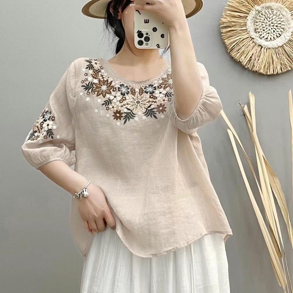 Women's Summer Short Sleeve T-shirt Loose Slimming Casual Half Sleeve Thin Embroidered Floral Top