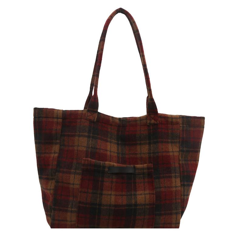 Luxurious Large Tote Bag For Women Stylish Plaid Design Perfect For Fall And Winter