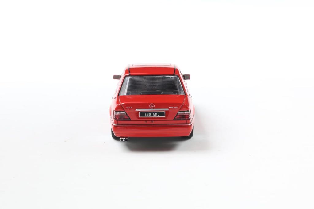 SOLIDO 1/43 Scale Mercedes-Benz W124 E60 AMG 1994 (Red) Ready-to-Display Model S4313204