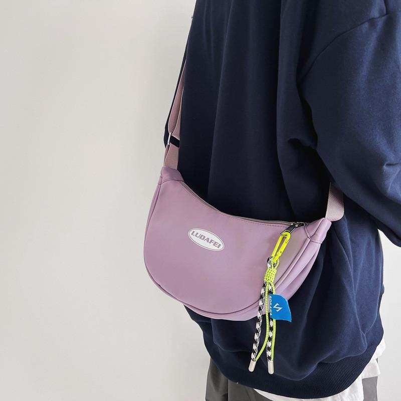 Nylon Casual Crossbody Bag With Zipper Closure For Daily Use