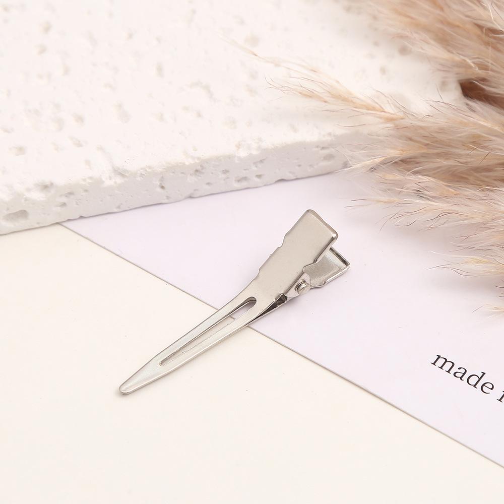 

Fluffy No-Trace Duckbill Hair Styling Clip for Makeup and Updos Metal