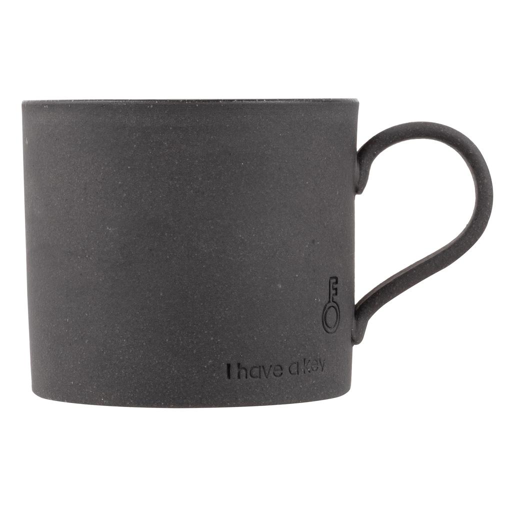 Koyo Pottery Black Earth Key Mug, Blautopas, 20402