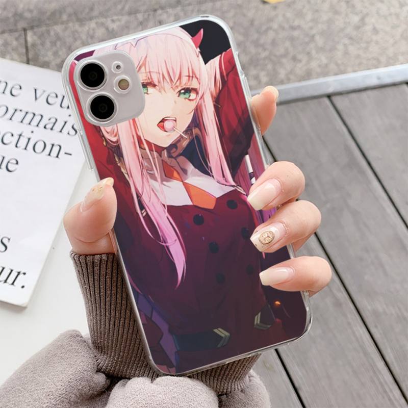 YNDFCNB Zero Two Darling In the FranXX Anime Hard Phone Case for Iphone 13 11 12 Pro XS MAX 8 7 6 6S Plus X 5S SE 2020 XR Fundas