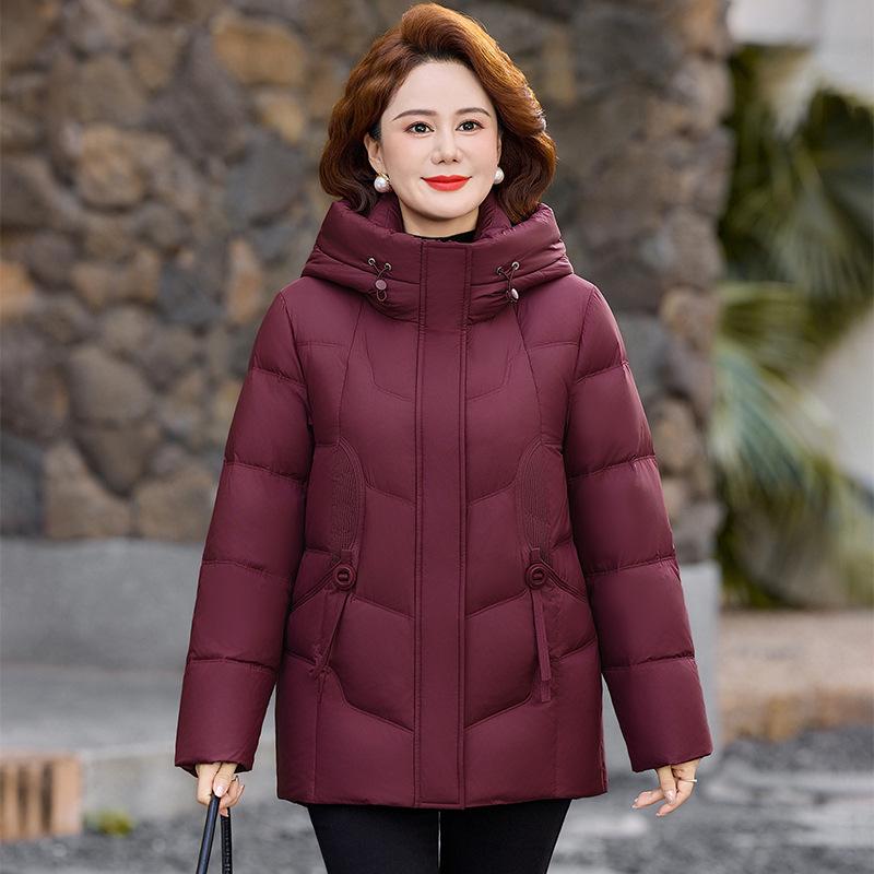 High-end fashion down jacket women's new winter thickened warm middle-aged mother foreign style age-reducing short coat