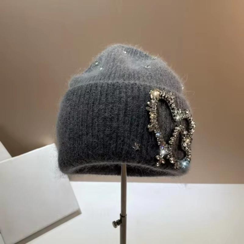 False Rabbit Fur Women's Knitted Hat Luxury Rhinestones Heart Pattern Winter Beanie Designer Hats Lady Warm Walking Bonnet Beanie