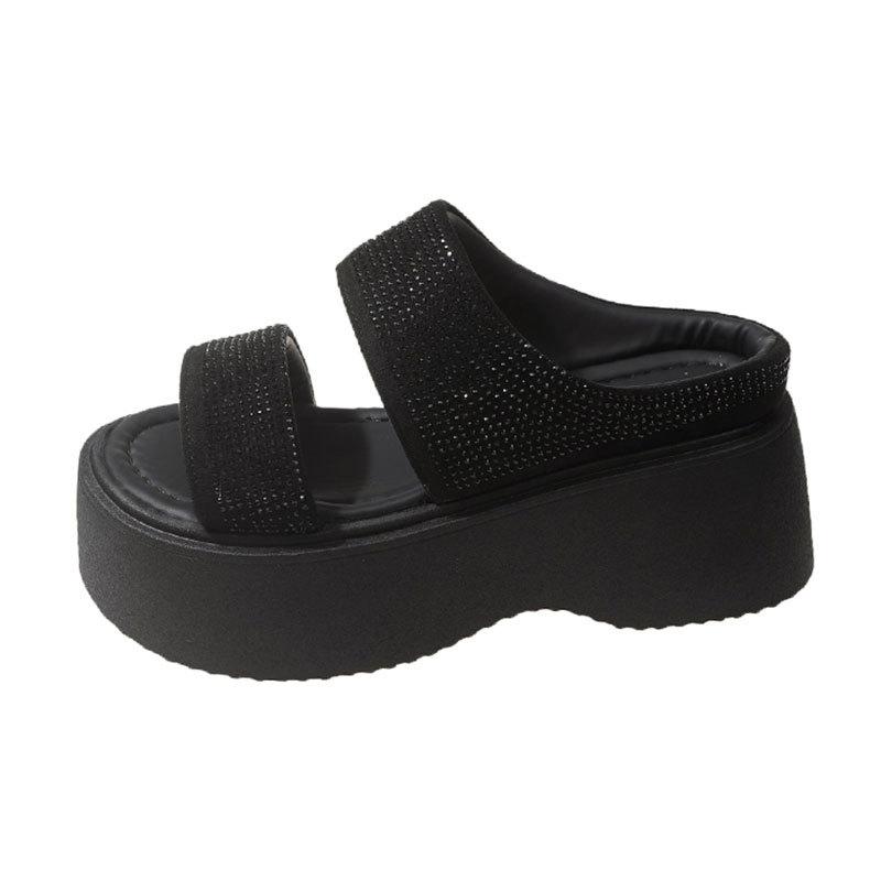 Thick-bottomed rhinestone temperament fairy wind slippers 2025 summer new fashion versatile comfortable beach sandals