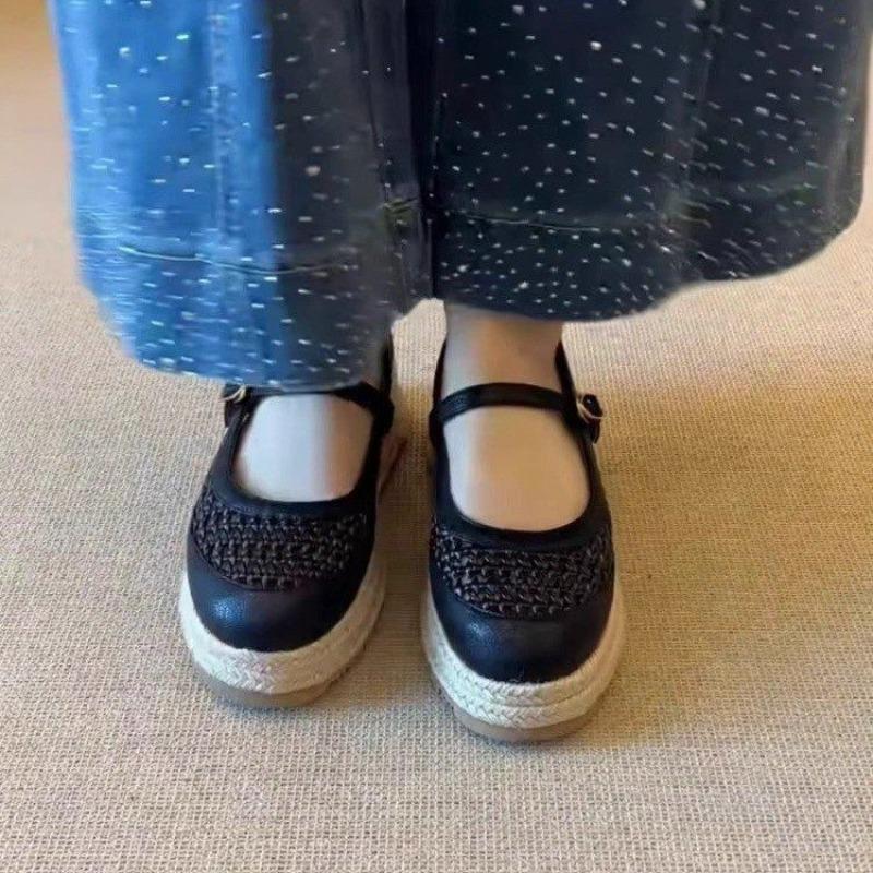 Fashion 2025 New Niche Platform Straw Round-toe Woven Hollowed-out One-buckle Strap Heightened Retro Single Shoes