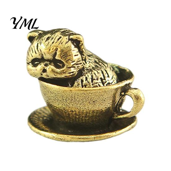 Handcrafted Metal Cat Figurines Miniature Teacup Statue, Cute Brass Dog Figurine, Handmade Alloy Animal Decor Collectable for DIY Craft, Tabletop