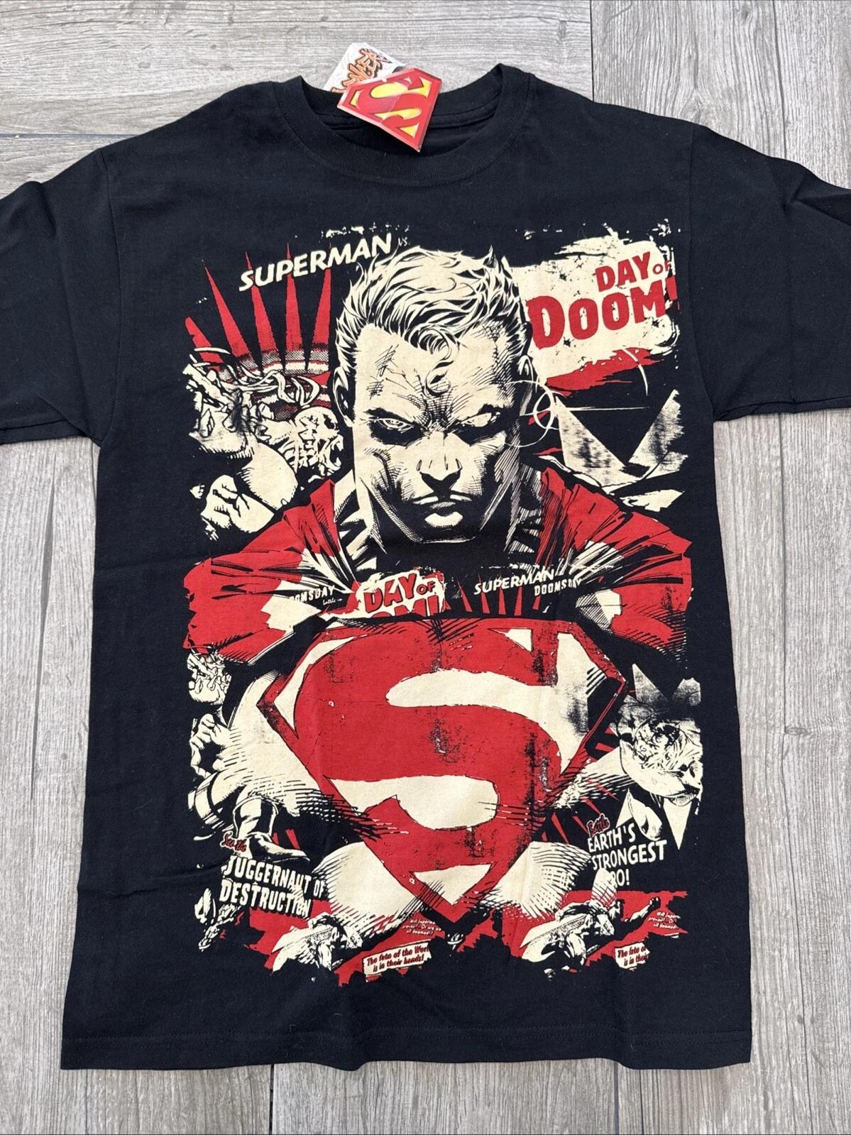 Superman DAY OF DOOM Mens Small T-Shirt Officially Licensed Merchandise 2012 XL