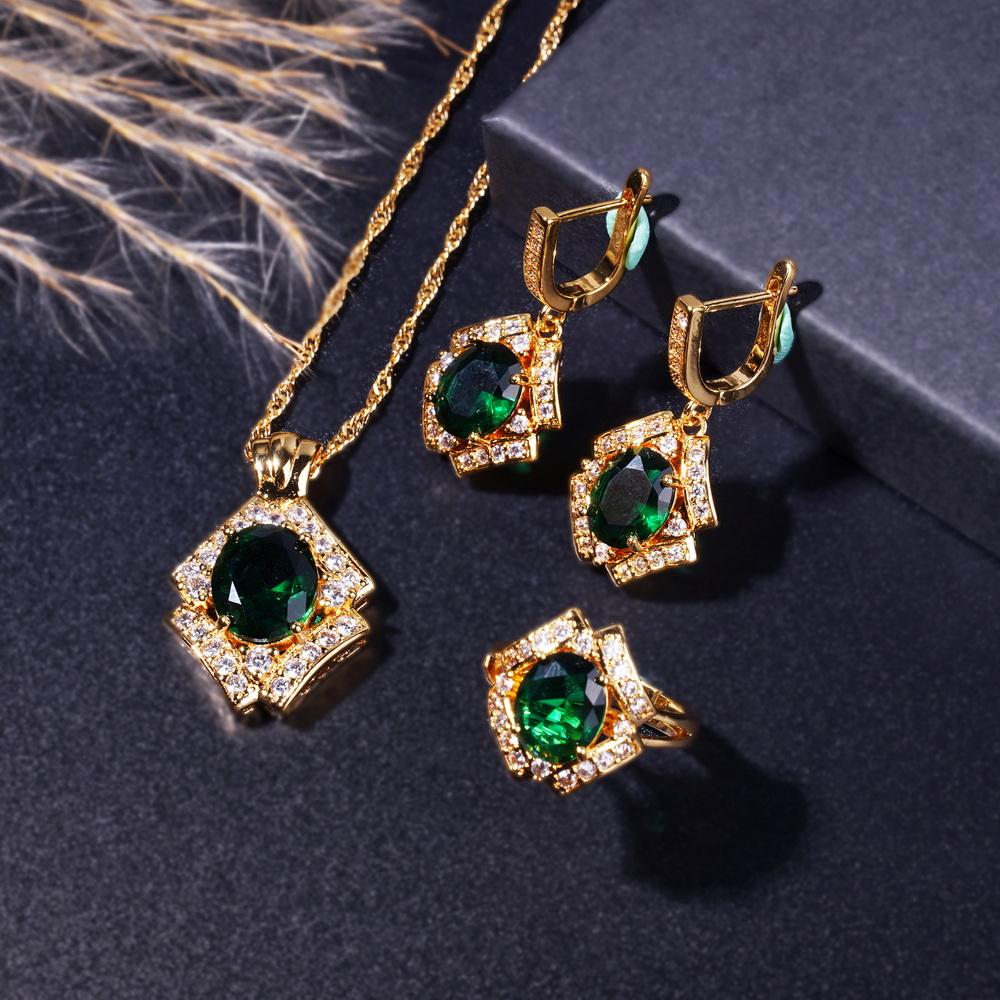 Ensemble de Bijoux de Luxe en Cuivre Plaqué Or avec Zirconia Élégant Bracelet Pendentif Collier, Boucles d'Oreilles Cadeaux de Noël