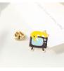 Broches de télévision en Carton pour femmes, broches de luxe en forme de chat mignon, couleur or jaune, en alliage émaillé, épingles de sécurité pour animaux