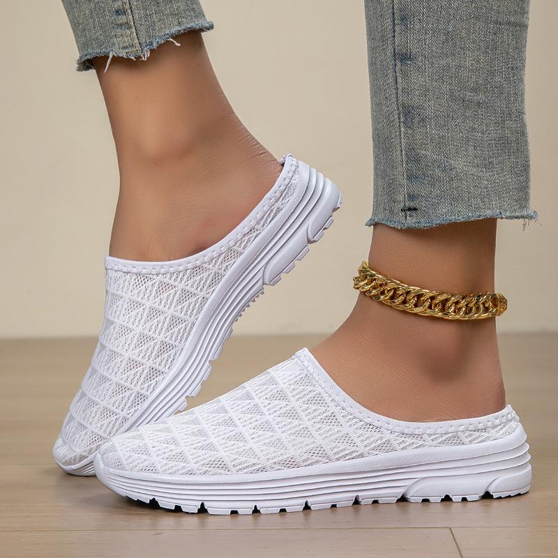 Large-sized Beach Shoes Breathable and Anti-slip Sports Shoes Women's Shoes