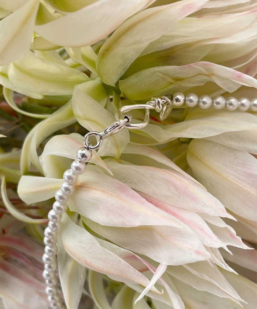 Persy Seed Pearl Silver Necklace