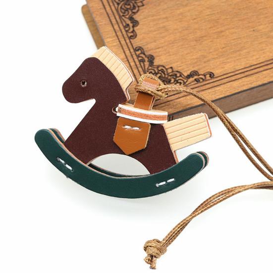 Nyckelring Hänge Hästform Flätat Rep Justerbar Längd Nyckelring med Imitationsläder Metallkrokar Dekorativ Presenttillbehör