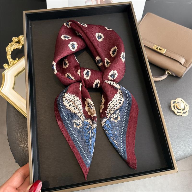 New imitation velvet herringbone pattern cotton and linen small square scarf silk scarf headscarf shawl travel versatile scarf women's scarf