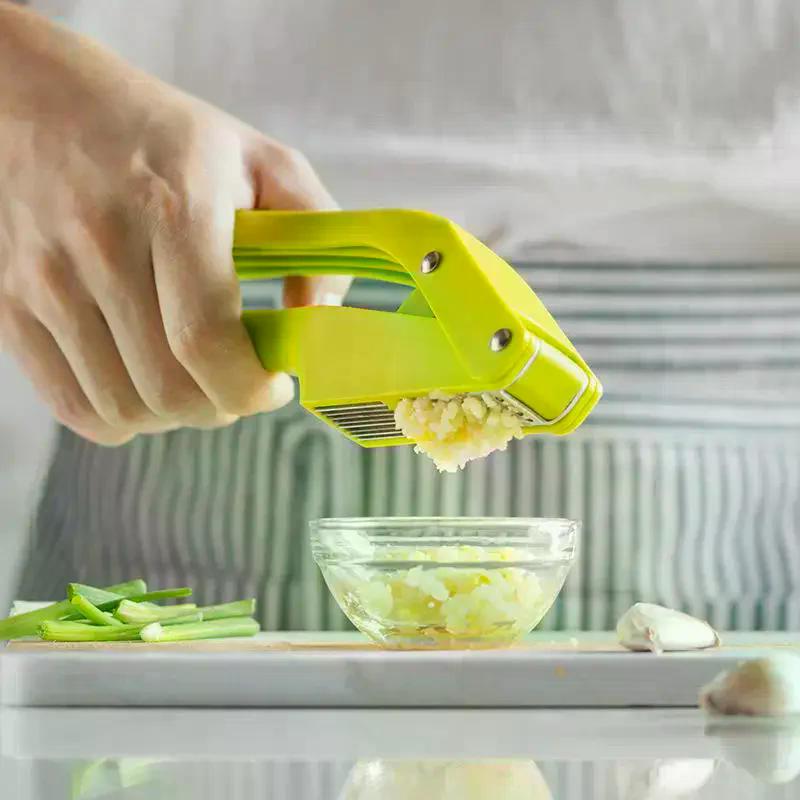 2-in-1 Multifunctional Garlic Press For Pressing Mash Garlic And Sliced Garlic,Vegetable Squeezer For Home Cooking Masher Tool