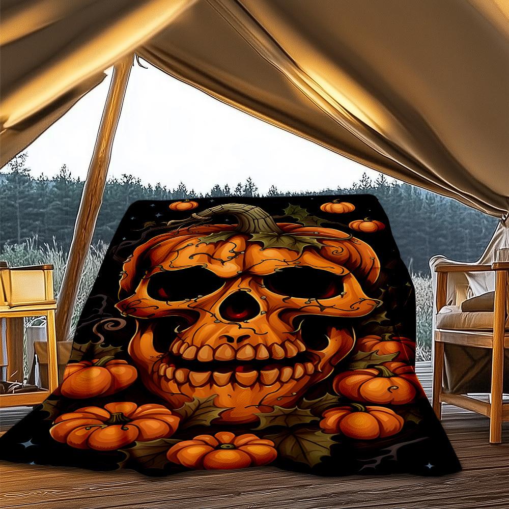 1pc Pumpkin Skull Throw Blanket Polyester Fiber, Lightweight Flannel, Soft & Warm, All Season Use for Outdoor, Camping Digital Print