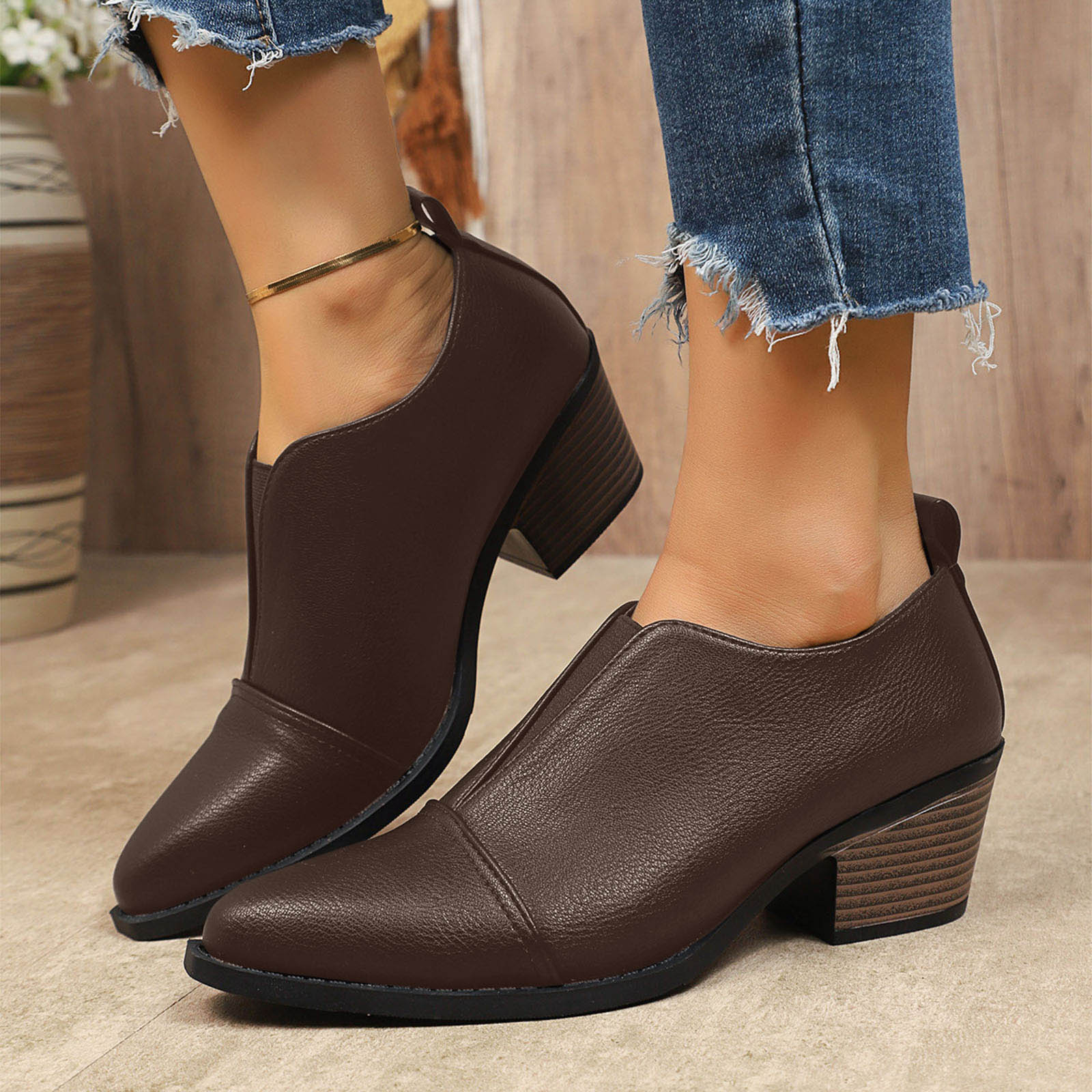 Chunky Heel Pointed Toe Women s Shoes Fashionable Solid Color Leather Slip Classic Ankle Boots Leather Boots Women Heel 36 коричневый 3570₽