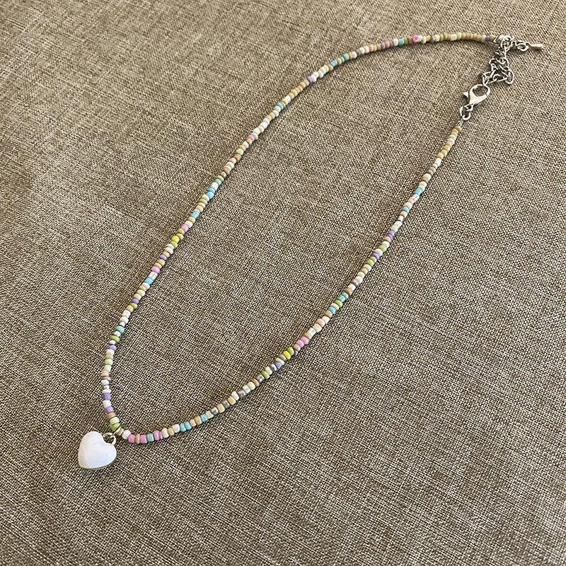 Color beaded love necklace women's tide cool niche design sense neck chain simple and versatile girl heart collarbone chain
