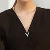 "V Letter Full Diamond Small Brooch for Women, Korean Fashionable and Simple Lapel Pin Cardigan Pin