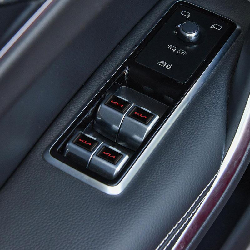 Volante Piccolo in Fibra di Carbonio Adesivi 3D Logo Auto Per Kia Ceed Sorento Sportage Niro Optima Picanto Rio Morning Forte K8