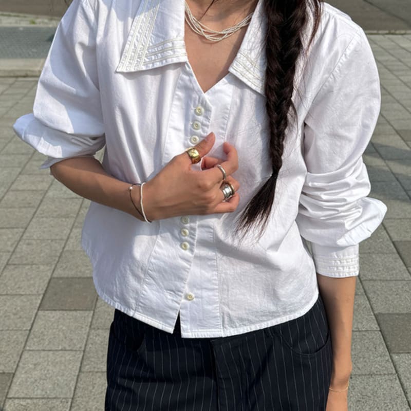 MONDAY EDITION [MJxME] Petite Pearl Bunch Necklace