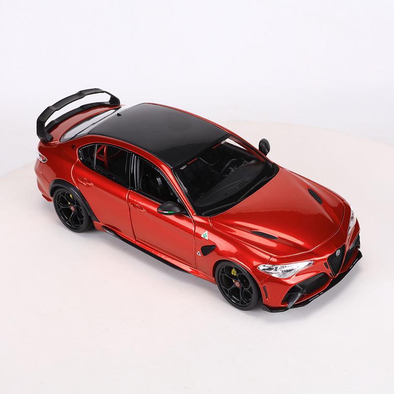 Burago 1:18 Alfa Romeo Giulia GTAm Open all doors Alloy Model Car