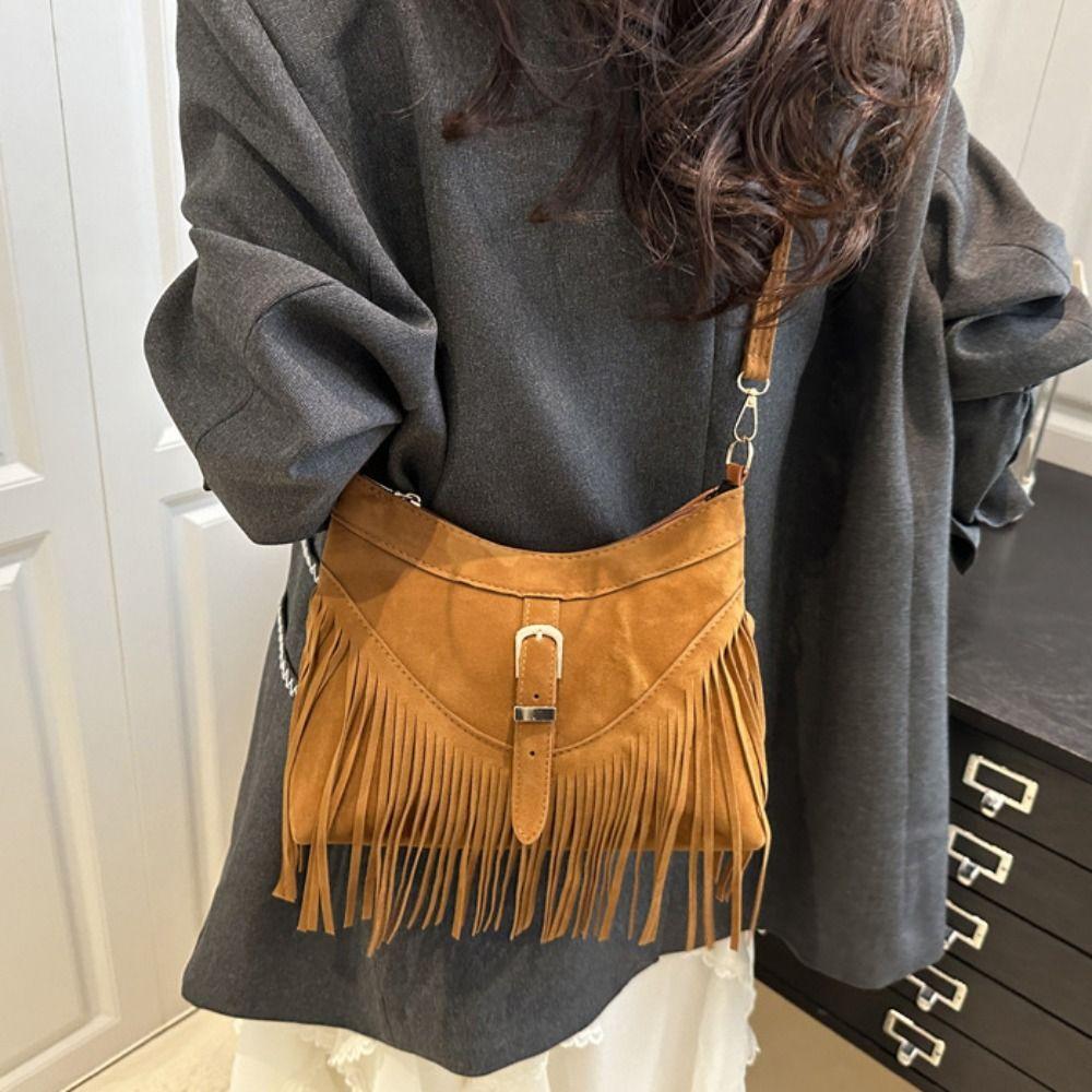 

Korean Style Tassel Shoulder Bag Buckle Underarm Packs Fashion Suede Handbag Outdoor сірий