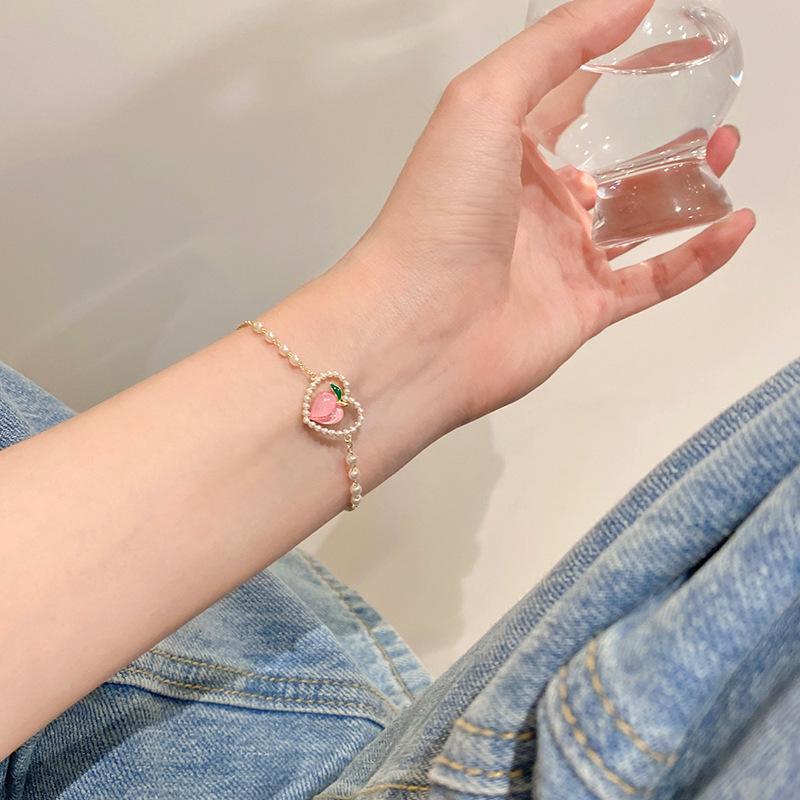 

Summer Peach Pearl Heart Bracelet - Women s Niche Design 2022
