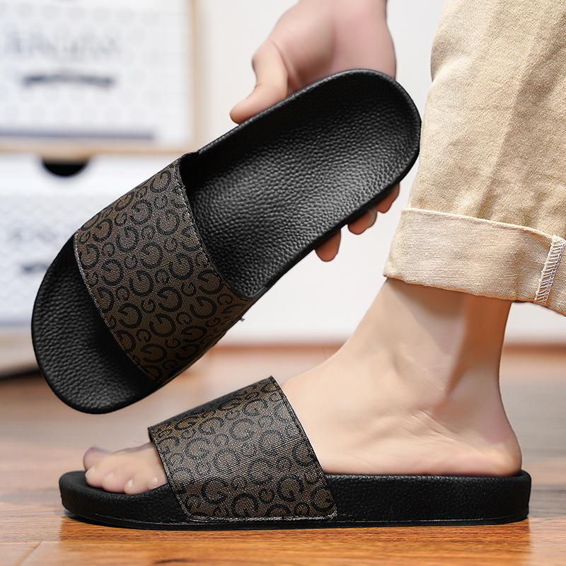 Flip Flops Bathroom Footwear Man Style Cushioned Cozy Summer Beach Slippers Outdoor Sandals Clog Indoor Slipper Slide House