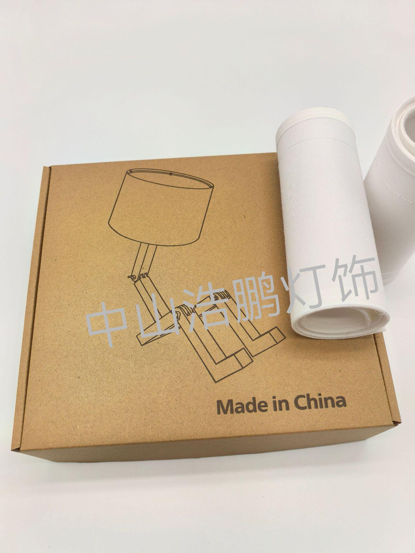 

Solid Wood Robot-Shaped Table Lamp for Living Room, Bedroom, Study, or Bedside