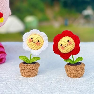 Cute Sunflower Pot Mini Handwoven Happy Sunflower Knitting Flower Desk Car Decoration Crochet Decor