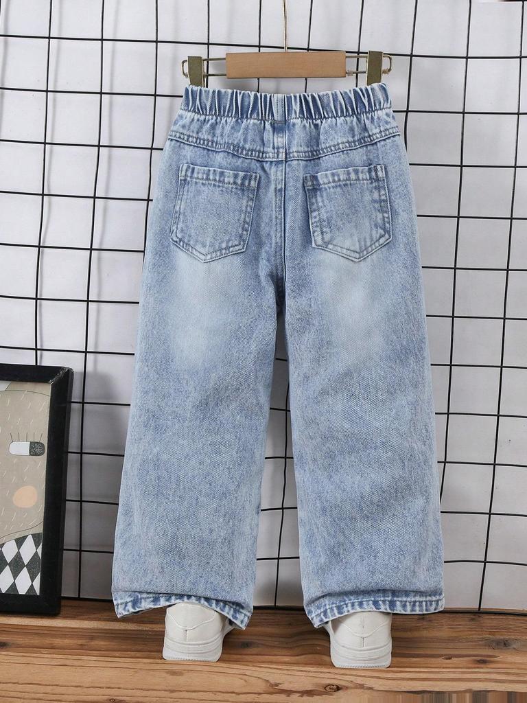 Single-piece Set of Trendy Ripped Denim Wide-leg Jeans for Boys, Perfect for Spring and Summer.