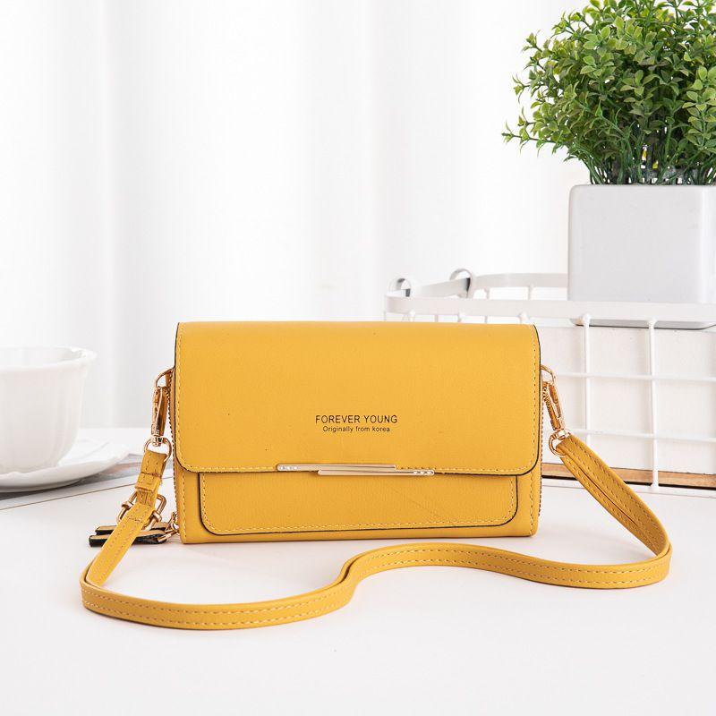 Elegant Leather Shoulder Bag For Women With High Capacity And Adjustable Strap
