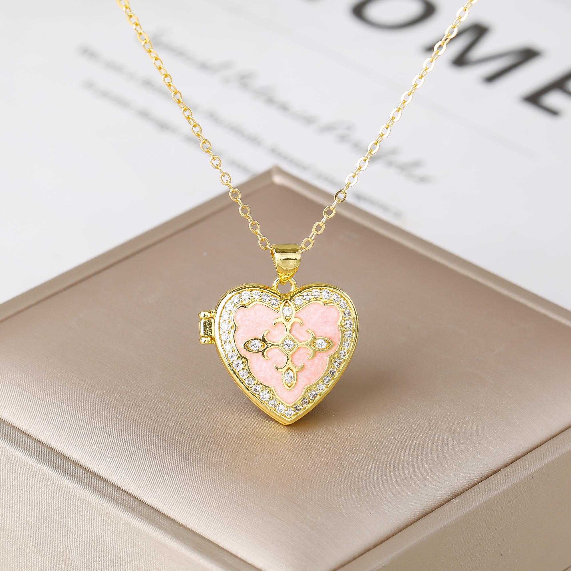 

Romantic Heart Necklace for Women Gold Plated Enamel Crystal Openable Photo Holder Pendant Multiple Colors Fashion Zircon Gift