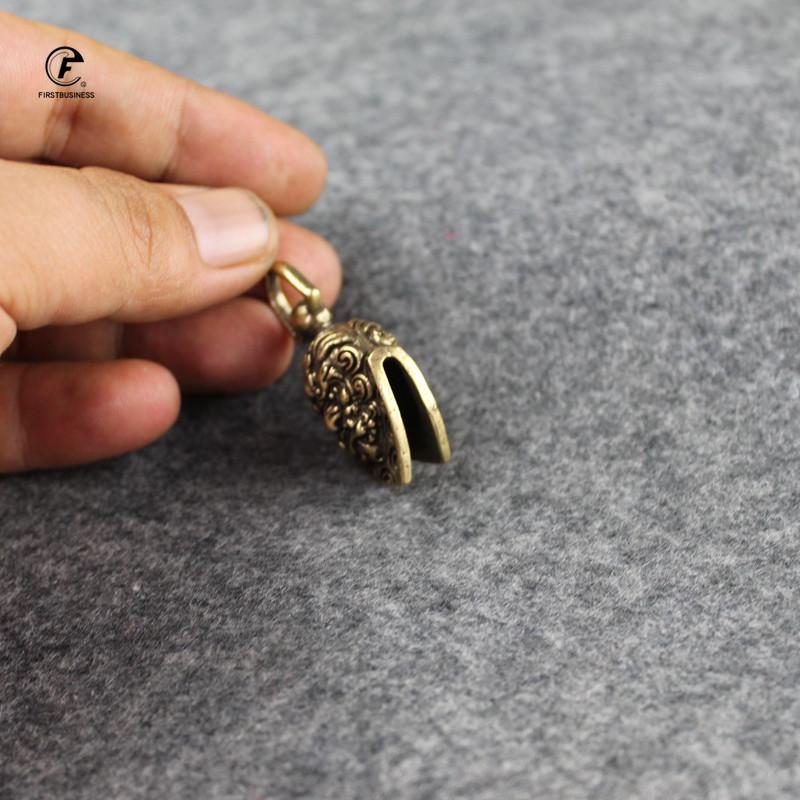 Copper Lions Head Bell Small Ornaments Desk Feng Shui Decorations Retro Brass Keychain Pendants Home Decor for Living Room