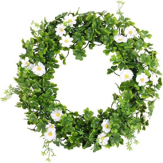 Green Clover Wreath with Daisies, Spring Summer Front Door Wreath, Irish Themed Outdoor Wall Decor, Elegant Shamrock