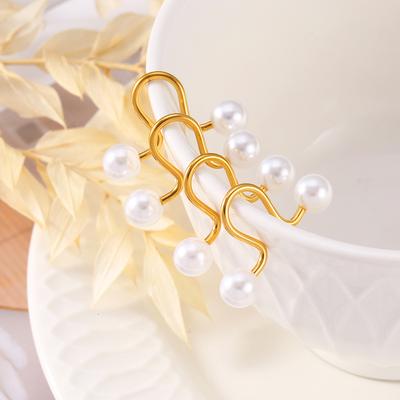 Cold Wind Imitation Pearl Ear Clip, The Same Niche Design Simple New Titanium Steel Plated 18k Gold Ear Bone Clip