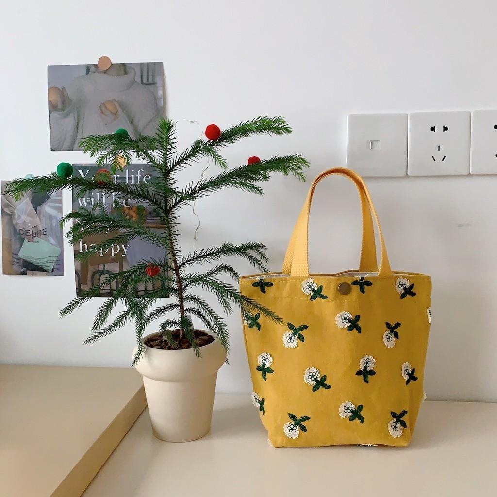 Stylish Canvas Tote Bag With Floral Prints Soft Handle For Casual Wear