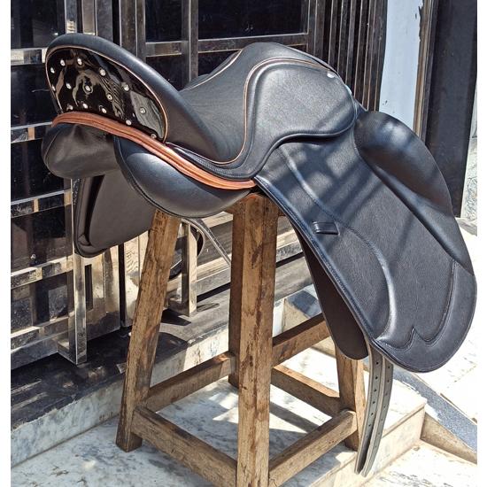 Leather Dressage Double Flap Changeable Gullets Saddle, Size 17", 17.5", 18"